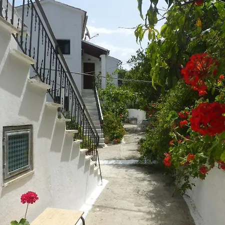 Studios Andreas Boukaris Exterior foto